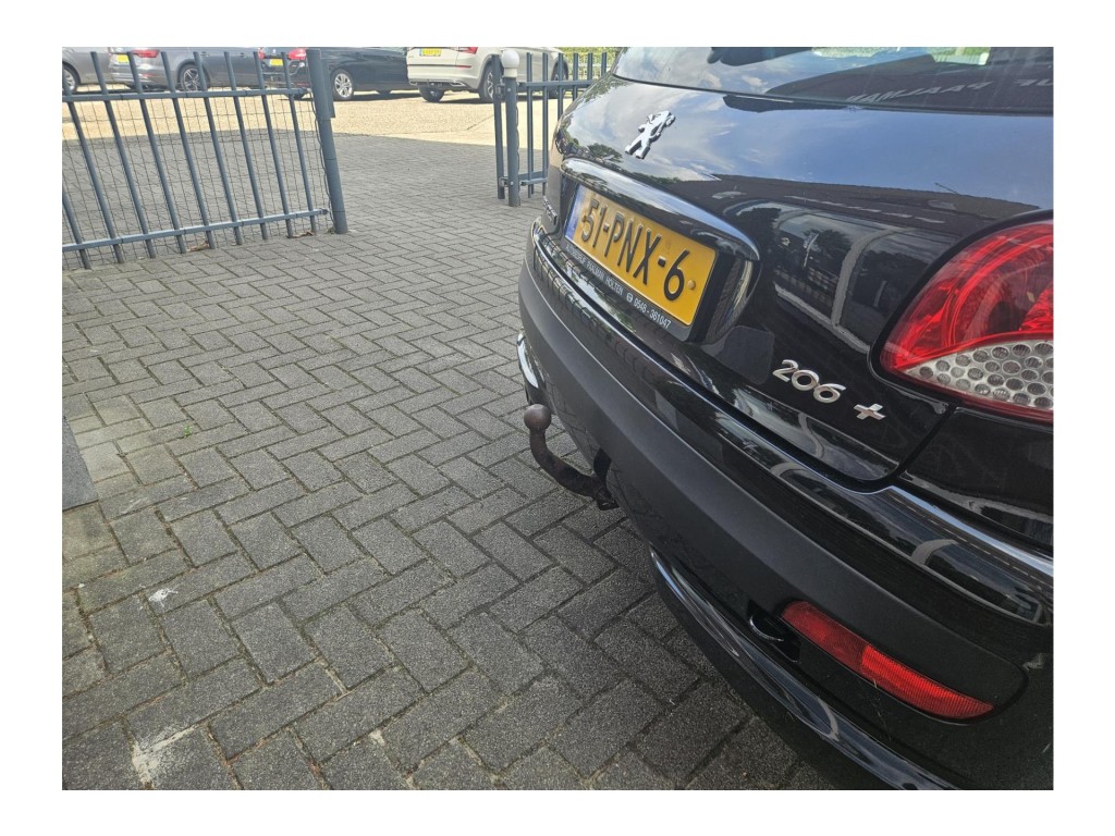 46951432-9